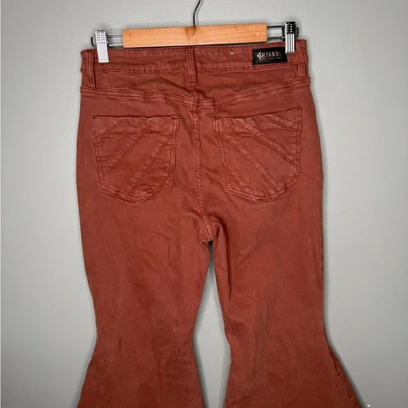 Shyanne High Rise Tulip Hem Super Flare Jeans - Picture 7 of 11